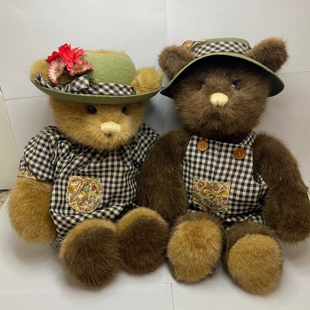 Gotta Getta Gund Bears 2131 and 2132